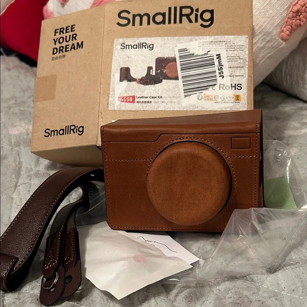 Small rig leather case for Fugifilm Camera Case with Strap new in box.